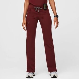 Petite Kade Cargo Scrub Pant